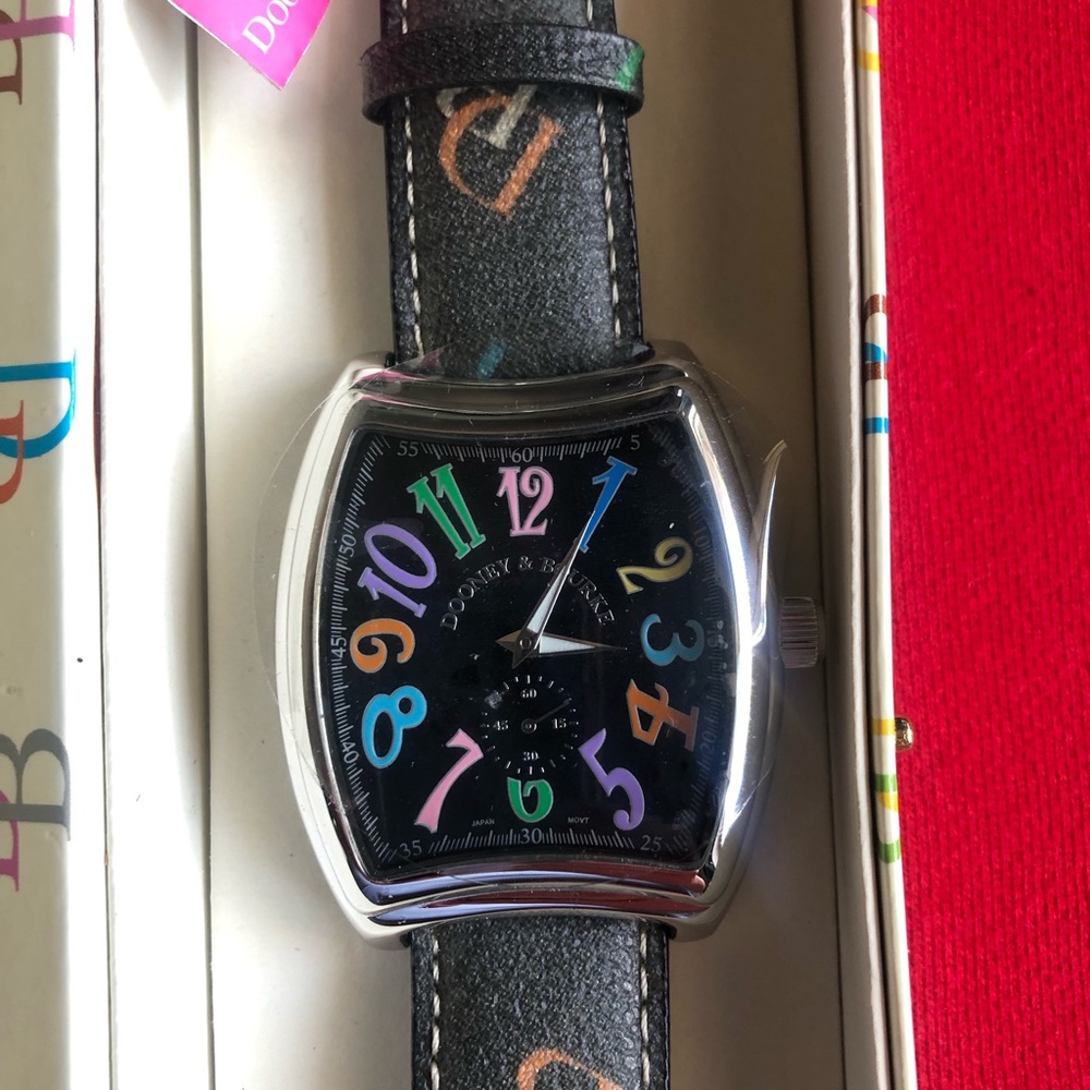 Vintage Dooney & Bourke leather watch